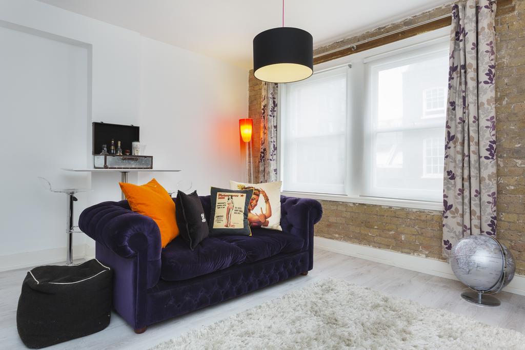 Veeve - Sophisticated Soho Apartment Лондон Екстериор снимка
